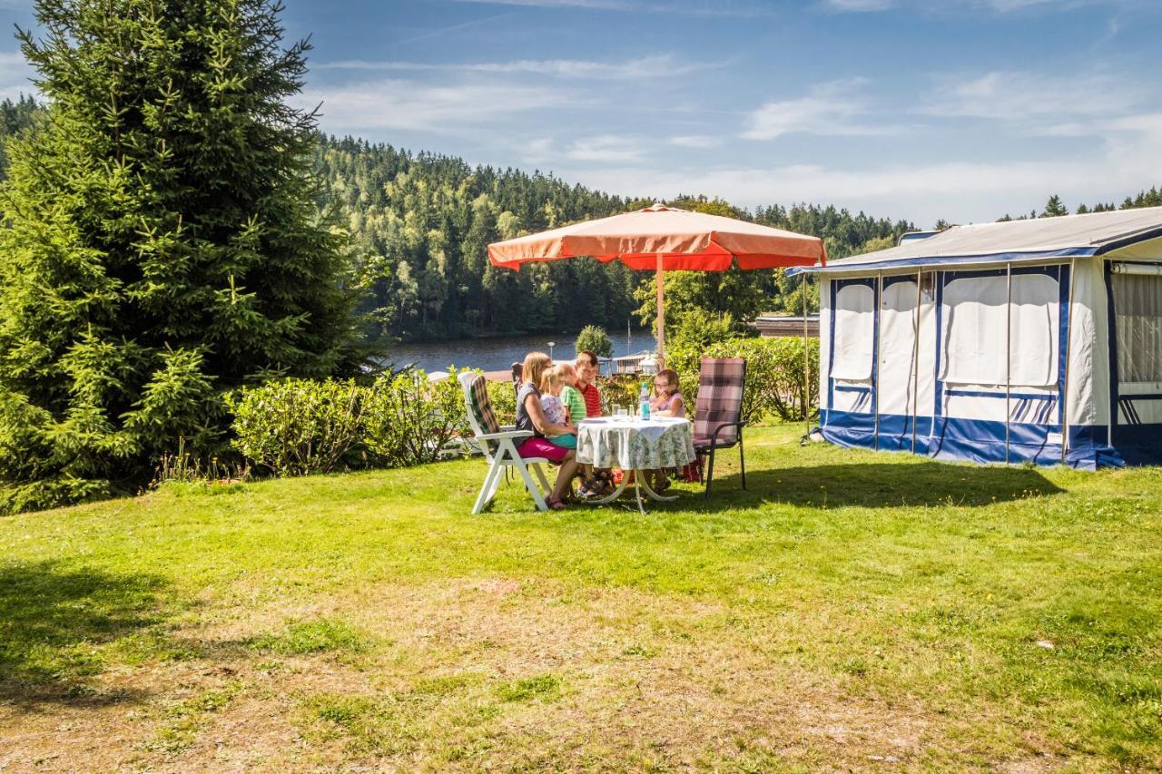 Freizeit- Und Campinganlage Gaisweiher Flossenburg 外观 照片